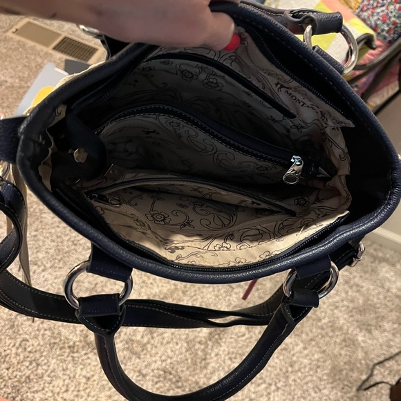 Montana West, Texas themed concealed carry purse with fringe - Picture 2 of 3